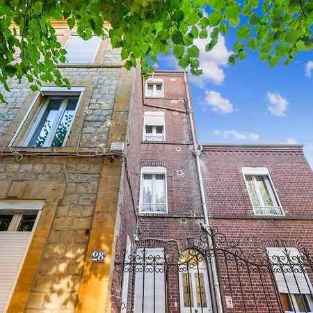 Budget Appart Avec Parking Au Centre-Ville Charleville-Mézières 외부 사진