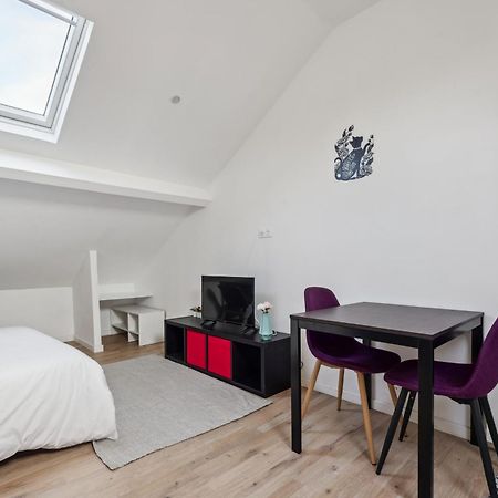 Budget Appart Avec Parking Au Centre-Ville Charleville-Mézières 외부 사진