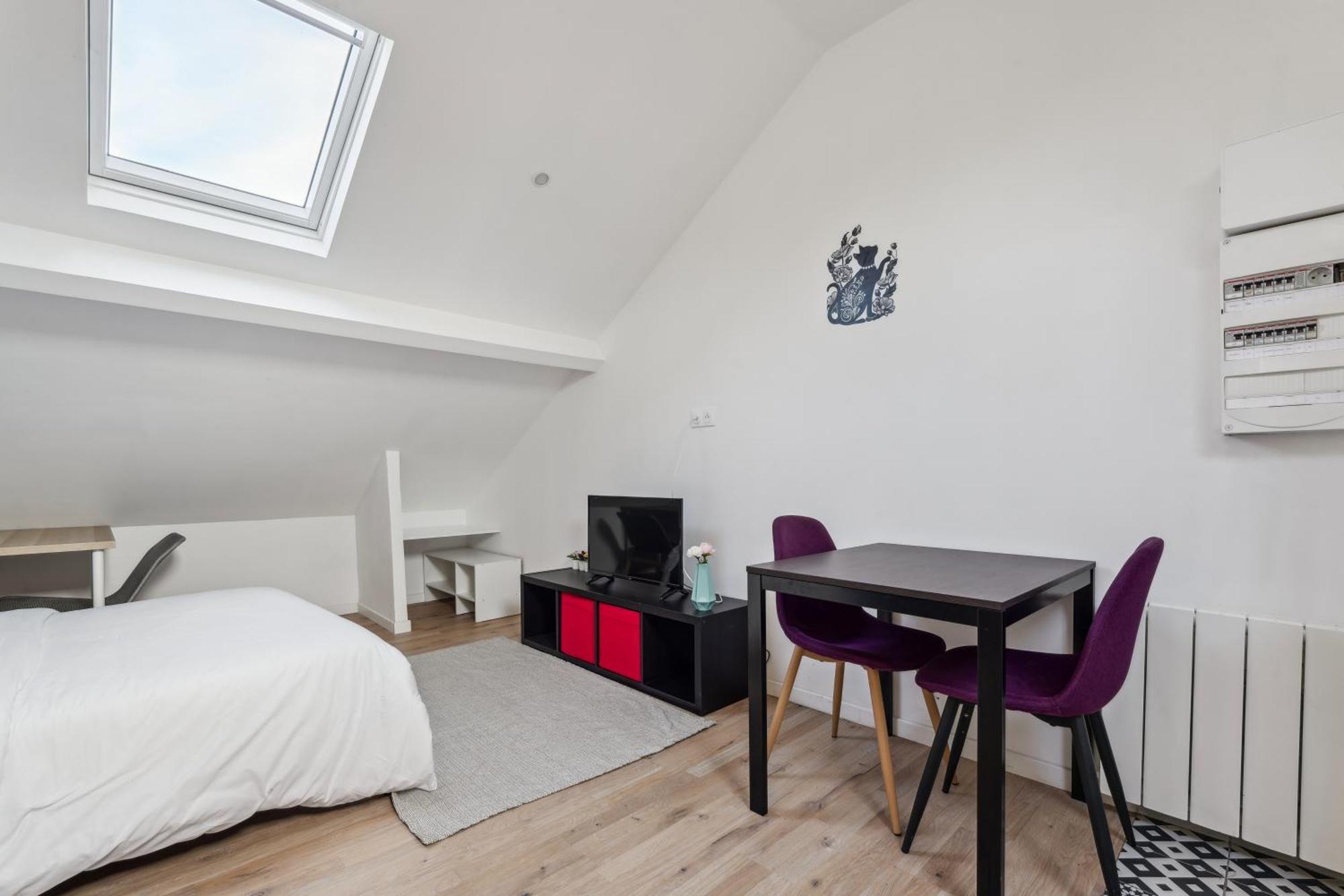 Budget Appart Avec Parking Au Centre-Ville Charleville-Mézières 외부 사진