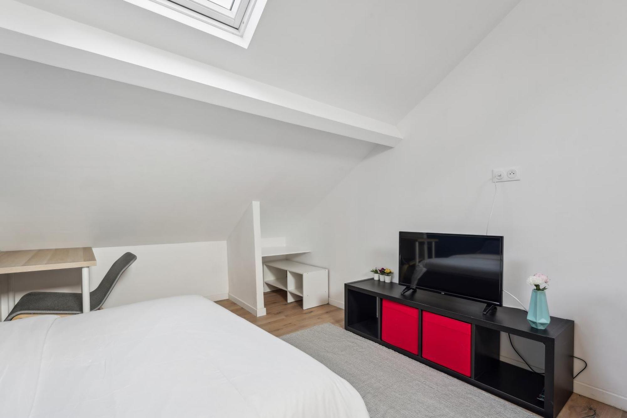 Budget Appart Avec Parking Au Centre-Ville Charleville-Mézières 외부 사진